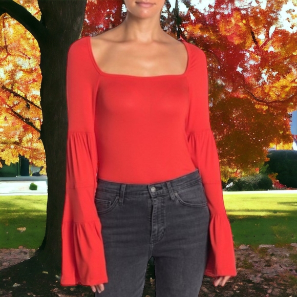 Free People Tops - EUC Free People Super Soft Bell Sleeve Coral Top